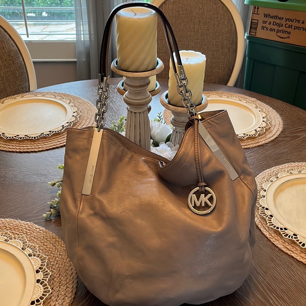 Michael Kors Shoulder Bag